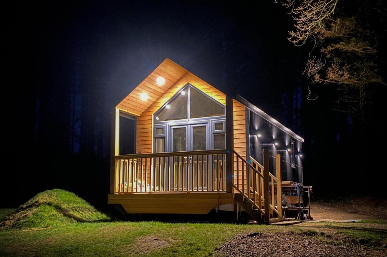 Cabin In The Woods - 1 Bedroom Lodge - Kilgetty Stepaside  外观 照片